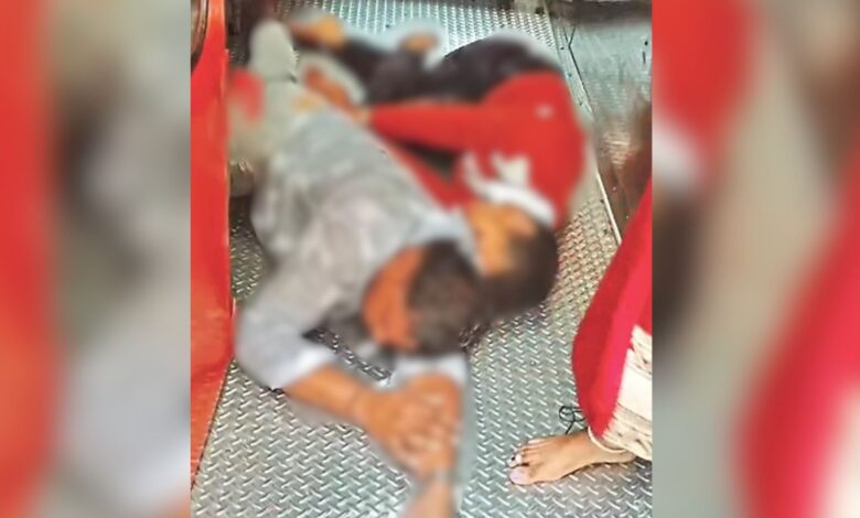 Hyderabad: Extramarital affair couple drinks poison on train