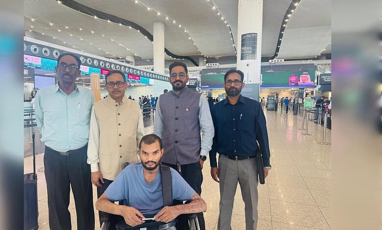 Indian expat Mohammad Azam before returning to India from Saudi Arabia.