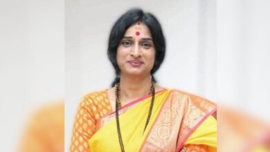 Kompella Madhavi Latha
