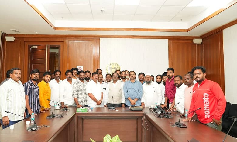 Telangana gig workers defer strike by 10 days after govt assurance