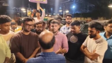 BJP protests restaurant serving halal meat