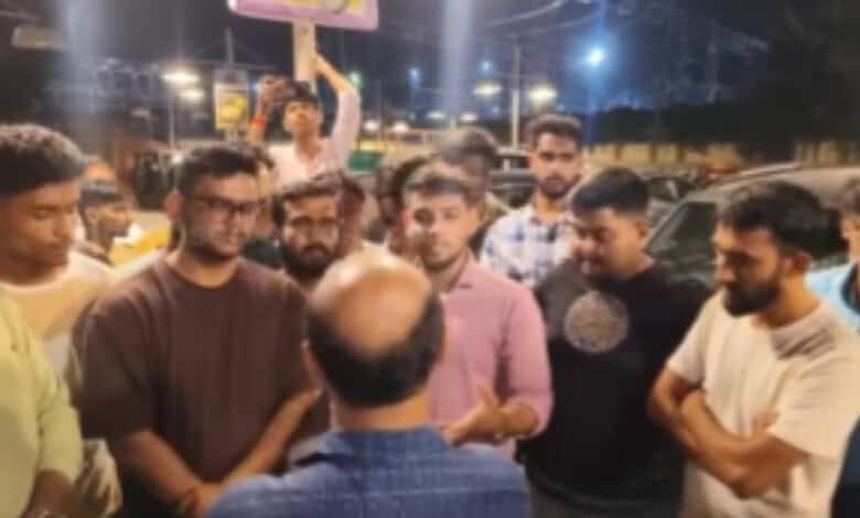 BJP protests restaurant serving halal meat