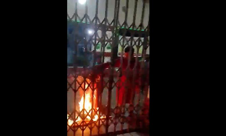 Members of ABVP, Left-leaning student unions clash on JU campus