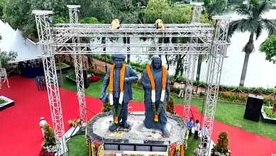 Unveiling ceremony of Jyotirao and Savitribai Phule statues at Necklace Road, Hyderabad.