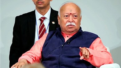 Bharatiya Janata Party leader Mohan Bhagwat speaking at an event in the US.