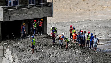 Nepal death toll rises