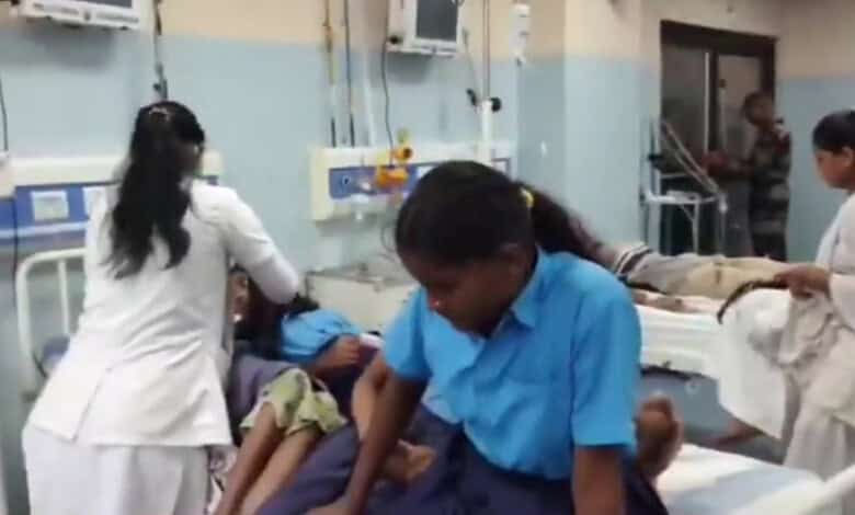 Students fall ill after detergent served in midday meal