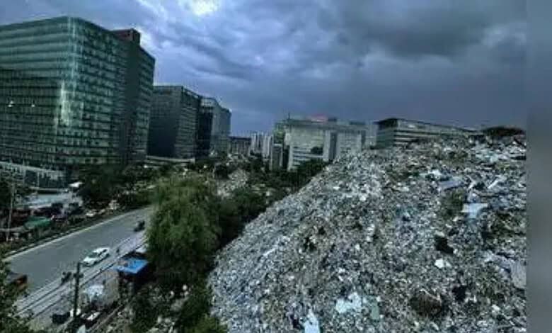 Garbage heap near IKEA in Hyderabad