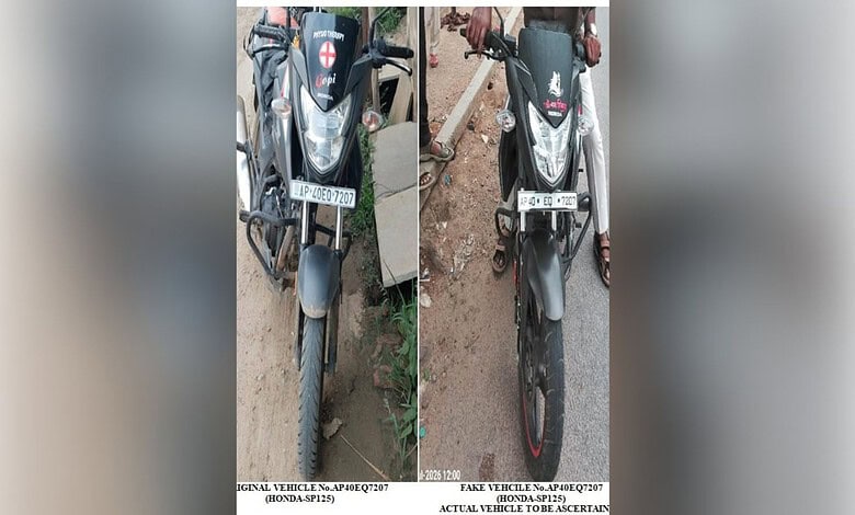 A bike with a fake registrtion number seizeid by Hyderabad police