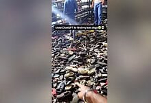 Man finds fotwear throgh Chat GPT at Ujjain Temple