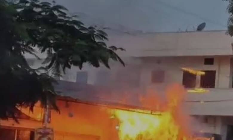 Fire and smoke from a gas cylinder leak at a tiffin centre in Hyderabad.