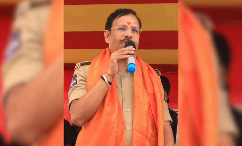 VC Sajjanar inaugurates Bonalu processions in Old City