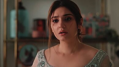 Durefishan Saleem from her Pakistani drama Dar-e-Nijat