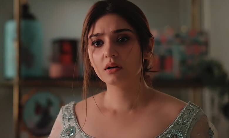 Durefishan Saleem from her Pakistani drama Dar-e-Nijat