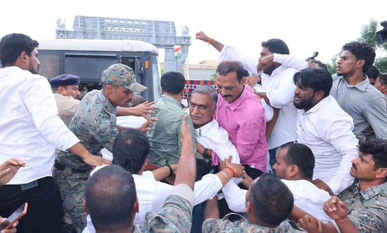 Harish Rao detained in Hanumakonda during TNGOs' protest