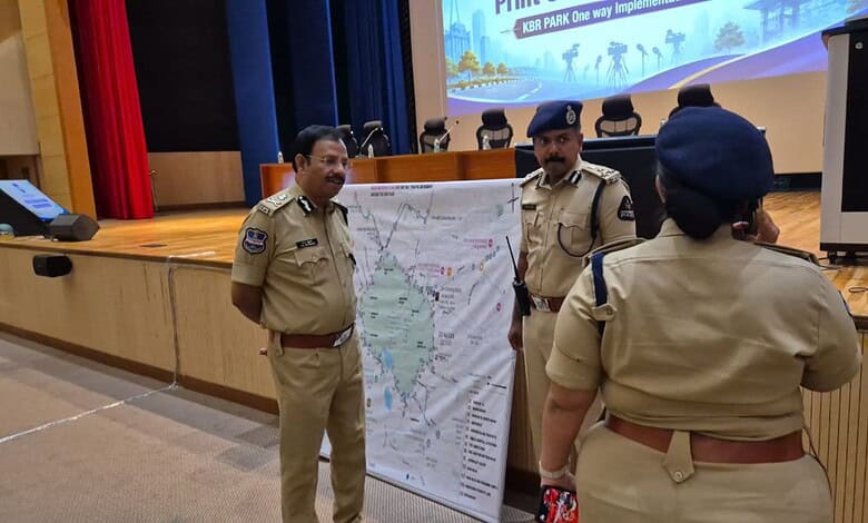 Traffic police to implement one-way system around KBR Park