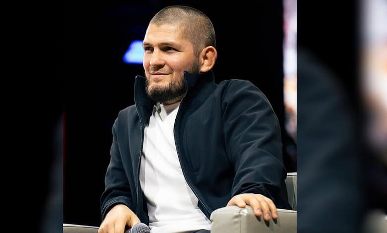 Khabib Nurmagomedov speaks at a Miftaah Institute event.