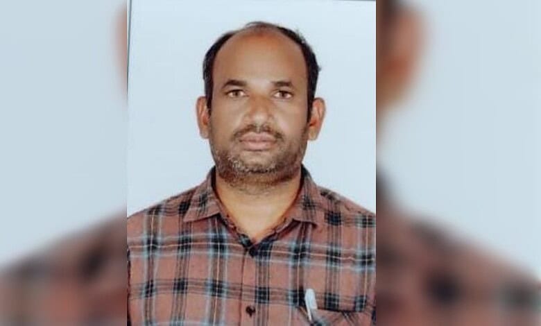 Lakshminarayana Busara undergoing treatment in Riyadh.
