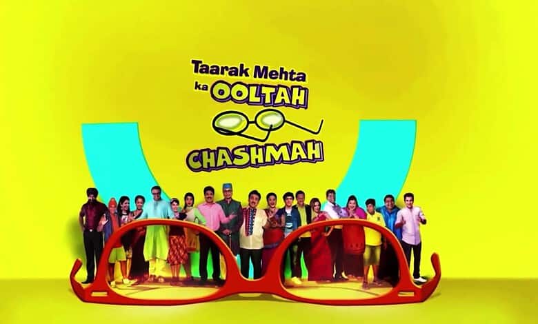 Group photo of Taarak Mehta Ka Ooltah Chashmah cast with large glasses prop.