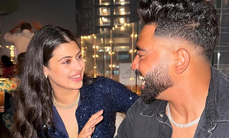 Zanai Bhosle and Mohammed Siraj