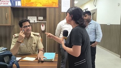 Delhi woman journalist police assault