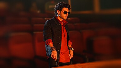 Divyenndu in stylish outfit with sunglasses at Vijayawada event.