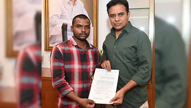 KTR Muscat woman