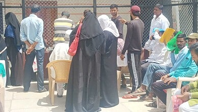 People gathered outside Hyderabad court during SIR hearings amid document confusion.