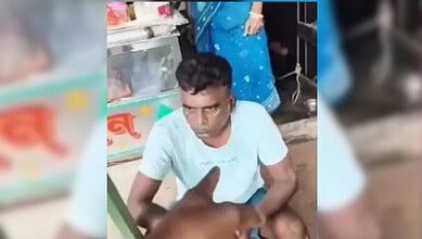 Tea stall owner assaulted