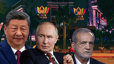 Xi Jinping, Vladimir Putin, and Pezeshkian at the BRICS summit in India, illuminated at night.