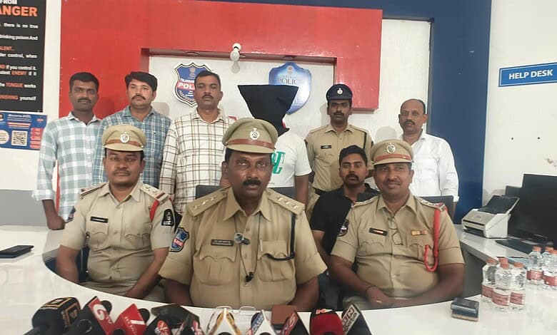 Adibatla police with the arrested accused