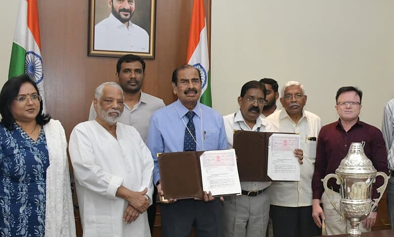 Telangana government and TGS AA after signing the MoU