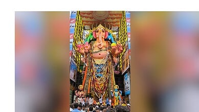 Devotees at a Ganesh pandal