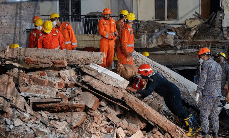 Delhi building collapse: Six dead, 11 rescued from debris in Satya Niketan