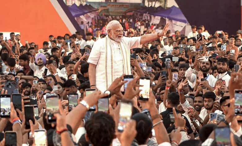‘Naraz Fufa ji’ has work: PM after inaugurating freight corridor