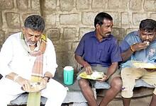 DK Shivakumar hears farmers’ concerns at Yeshwanthpur APMC