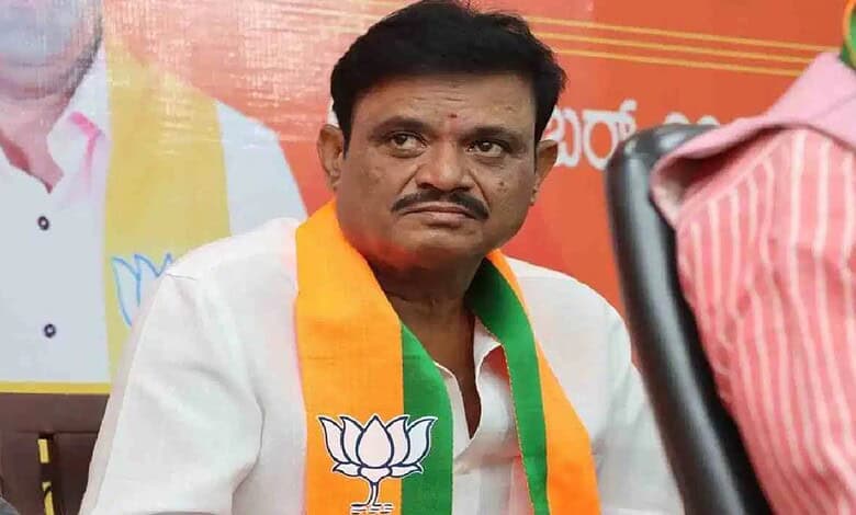 FIR against BJP MLA Munirathna over alleged conspiracy