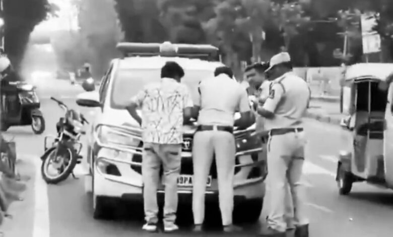 Hyderabad road accident kills one near Osmania University