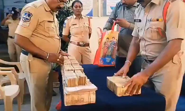 Demonetised notes worth Rs 1.38 crore seized in Kazipet