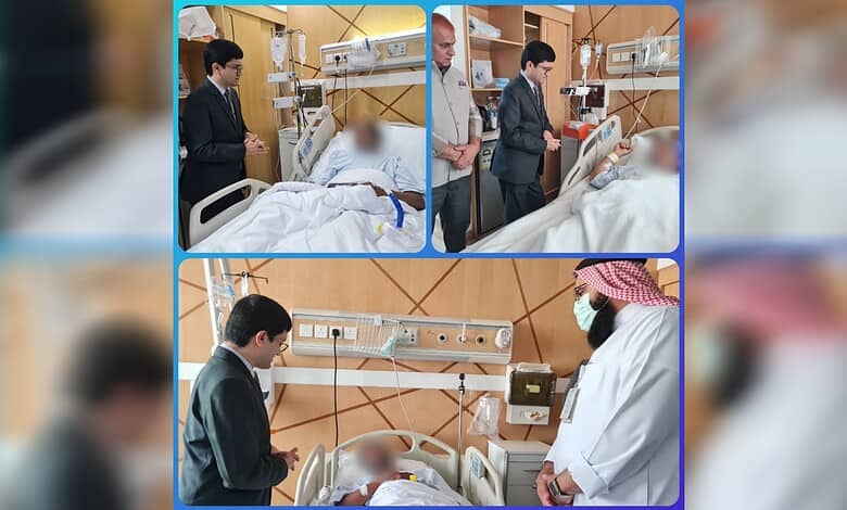 Indian Consul General Fahad Suri visits injured Indian nationals at a Jeddah hospital.