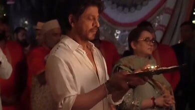 Shah Rukh Khan at Ambanis Ganesh puja