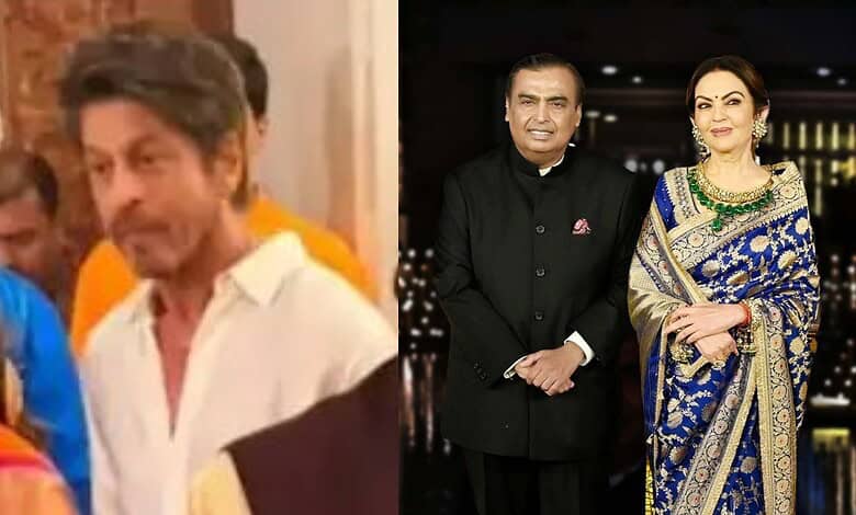 Shah Rukh Khan at Ambanis Ganesh puja