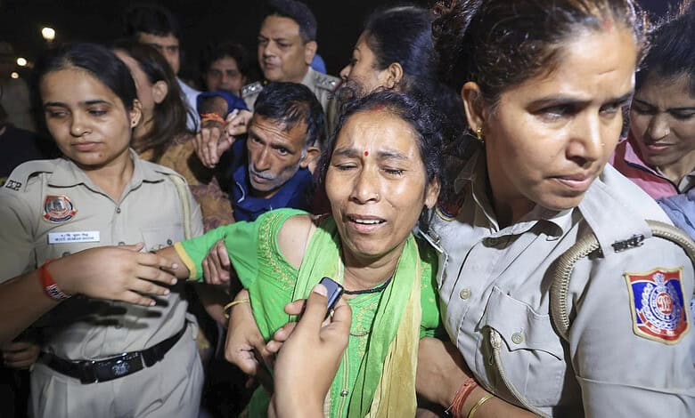 Emotional scene with parents and police officers after Ankita Bhandari's murder case.