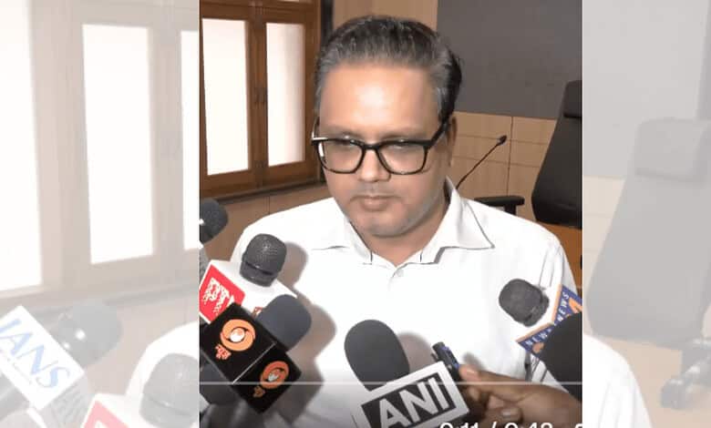 INDIA bloc leaders meet Delhi CEO, seek scrapping of SIR