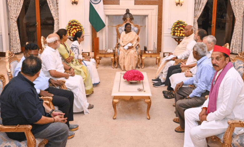 Mamata Banerjee with INDIA bloc MPs during meeting at Rashtrapati Bhavan in India.