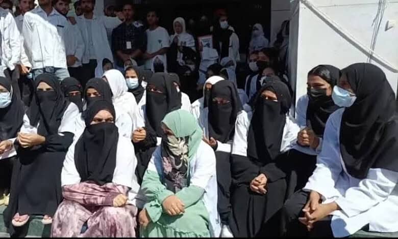 JK burqa ban protest