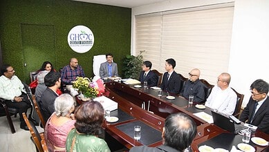 Jayesh Ranjan, IAS, Special Chief Secretary, Government of Telangana, chaired a meeting with the visiting Liverpool delegation, attended by the Commissioners of Cyberabad Municipal Corporation, GHMC and Malkajgiri Municipal Corporation.