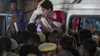 Rahul, Priyanka booked for entering Akashvani Bhawan without nod