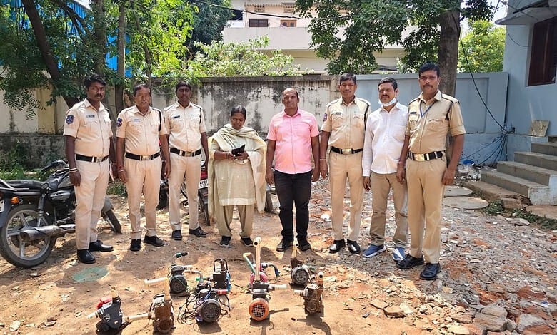 HMWSSB officials with seized illegal motors
