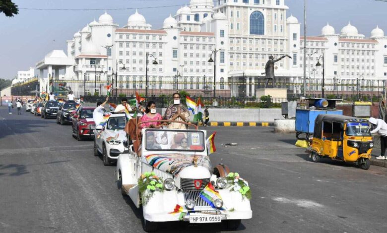 Hyderabad hosts Tiranga Ahimsa Car Rally on Gandhi Jayanti